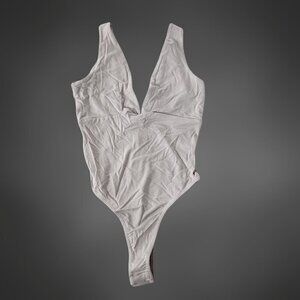 2/$30 Lulus Taupe Bodysuit Size XS | Sleek & Versatile